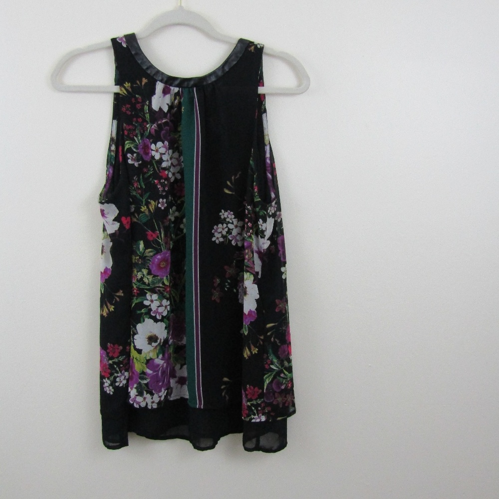 Bisou Bisou Woman's Mock Collar Tank